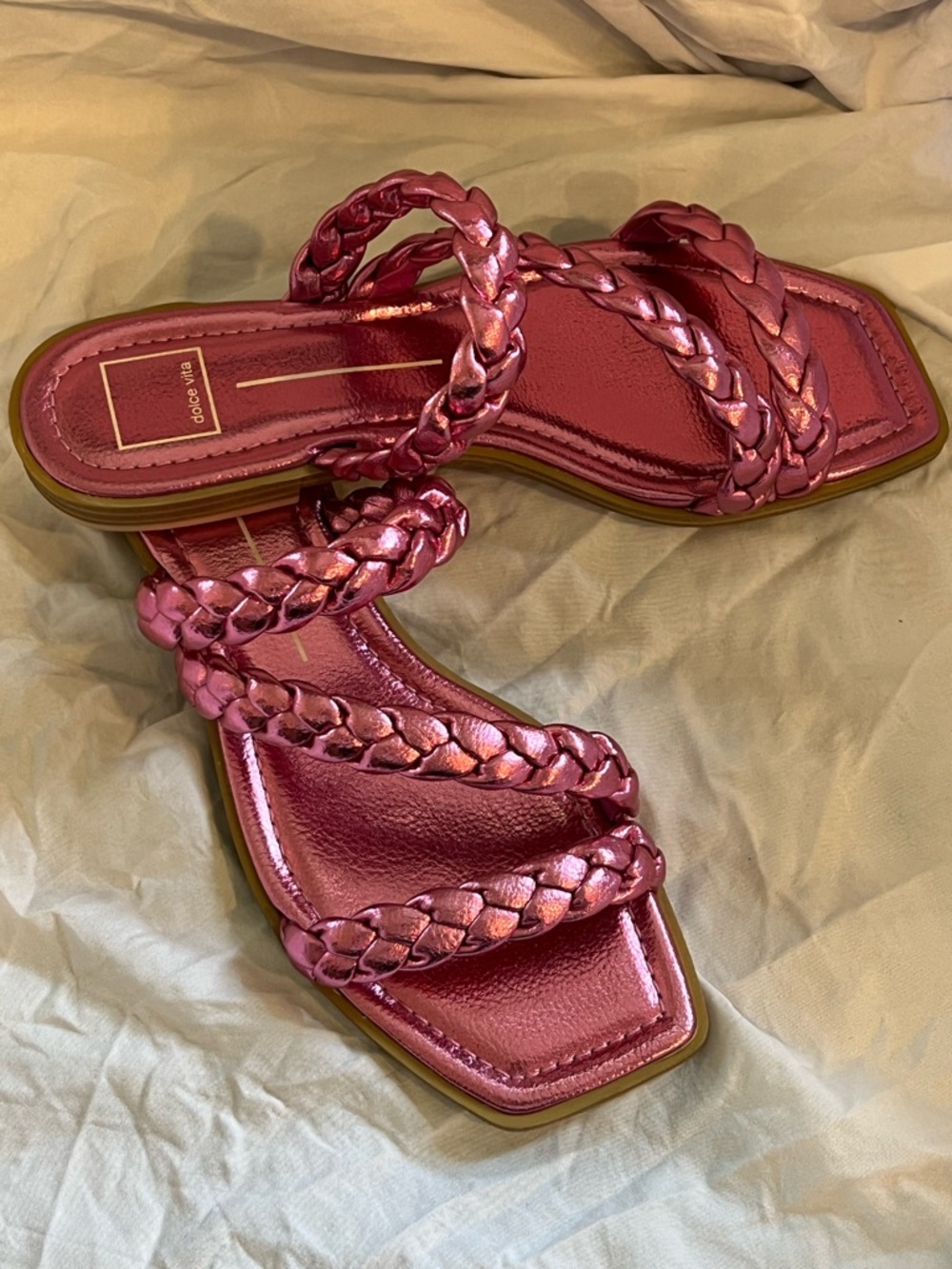 Dolce Vita Shiny Braided Pink Slide Sandals size 9 - Picture 2 of 5